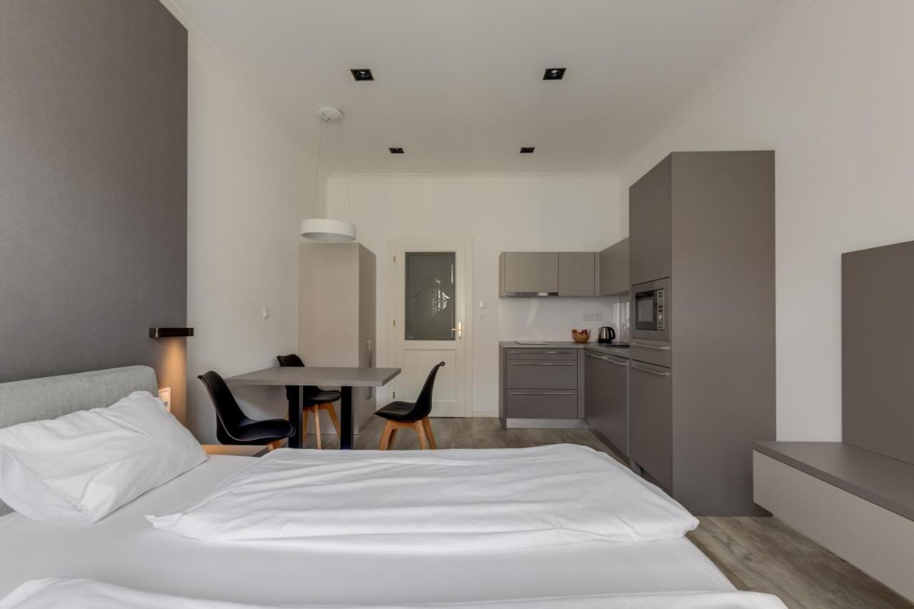 Otel Lampi 2*